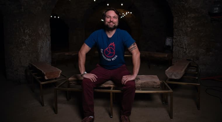Brewing Unique Beers (Without Hops) with Earthbound Beer