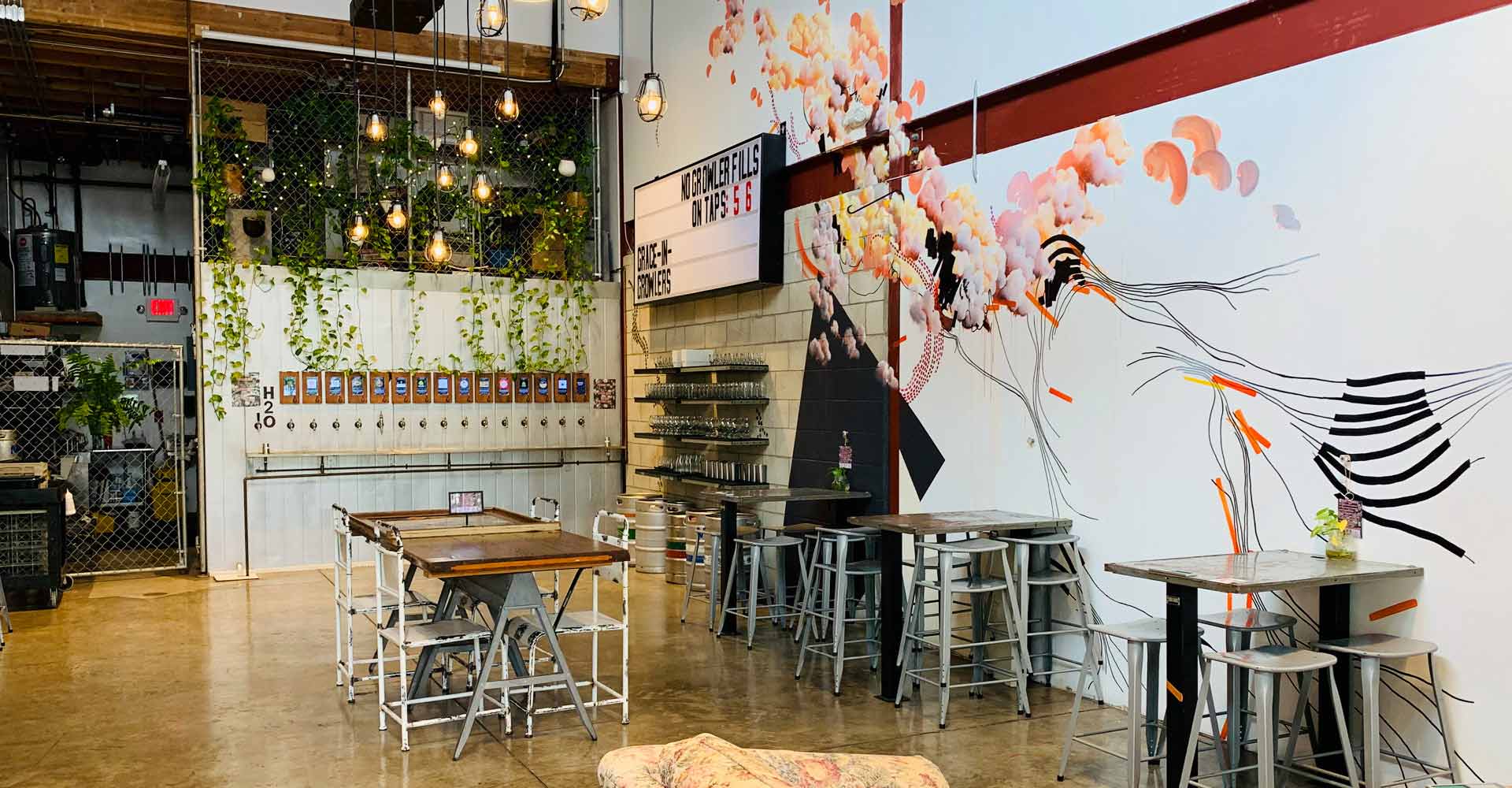 At Hawaii’s Grace in Growlers, You Pour the Beer with Purpose