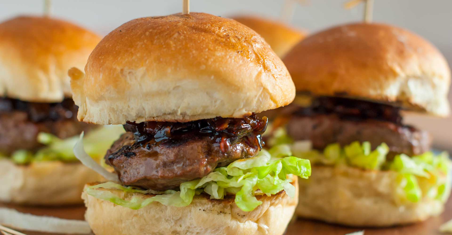 Cooking with Beer: Stout Sliders with Bacon‑Onion Marmalade