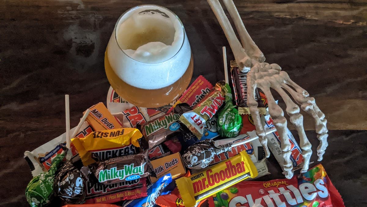 Halloween Candy & Beer Pairings 2020