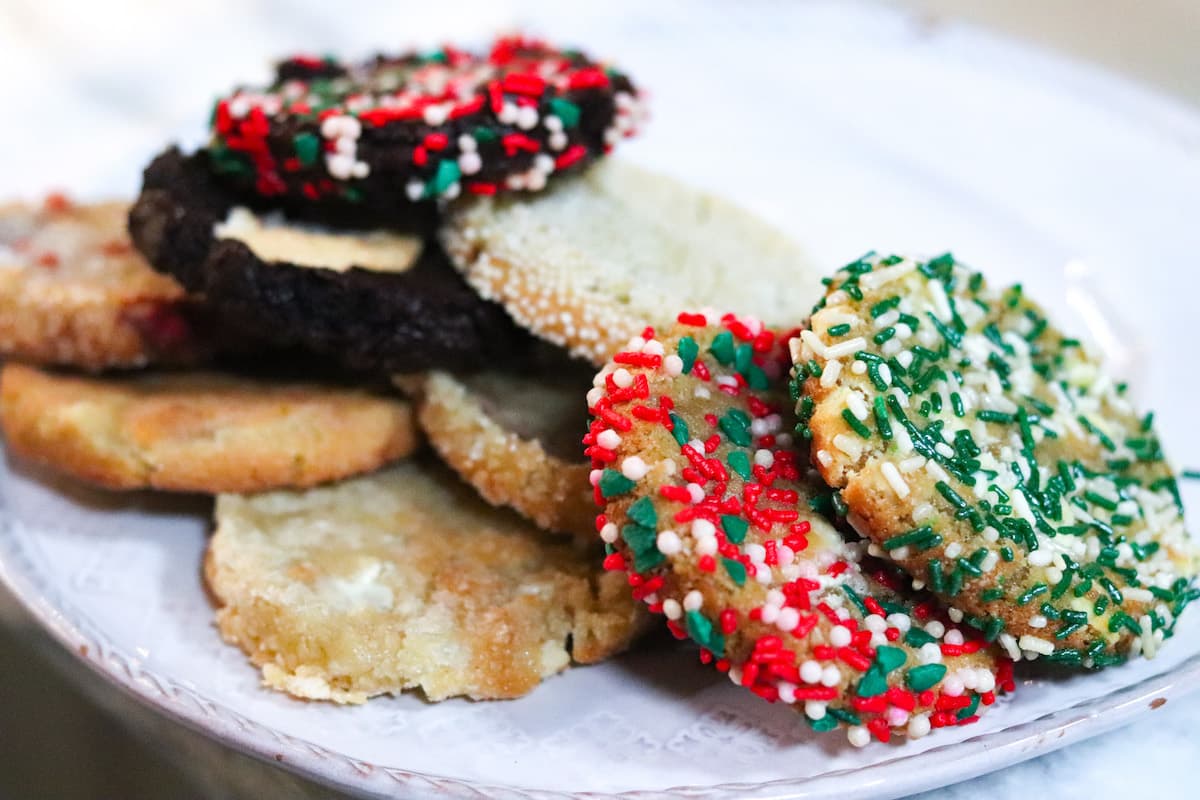 Pair Holiday Cookies with Beer. Try Not to Hurt Yourself.