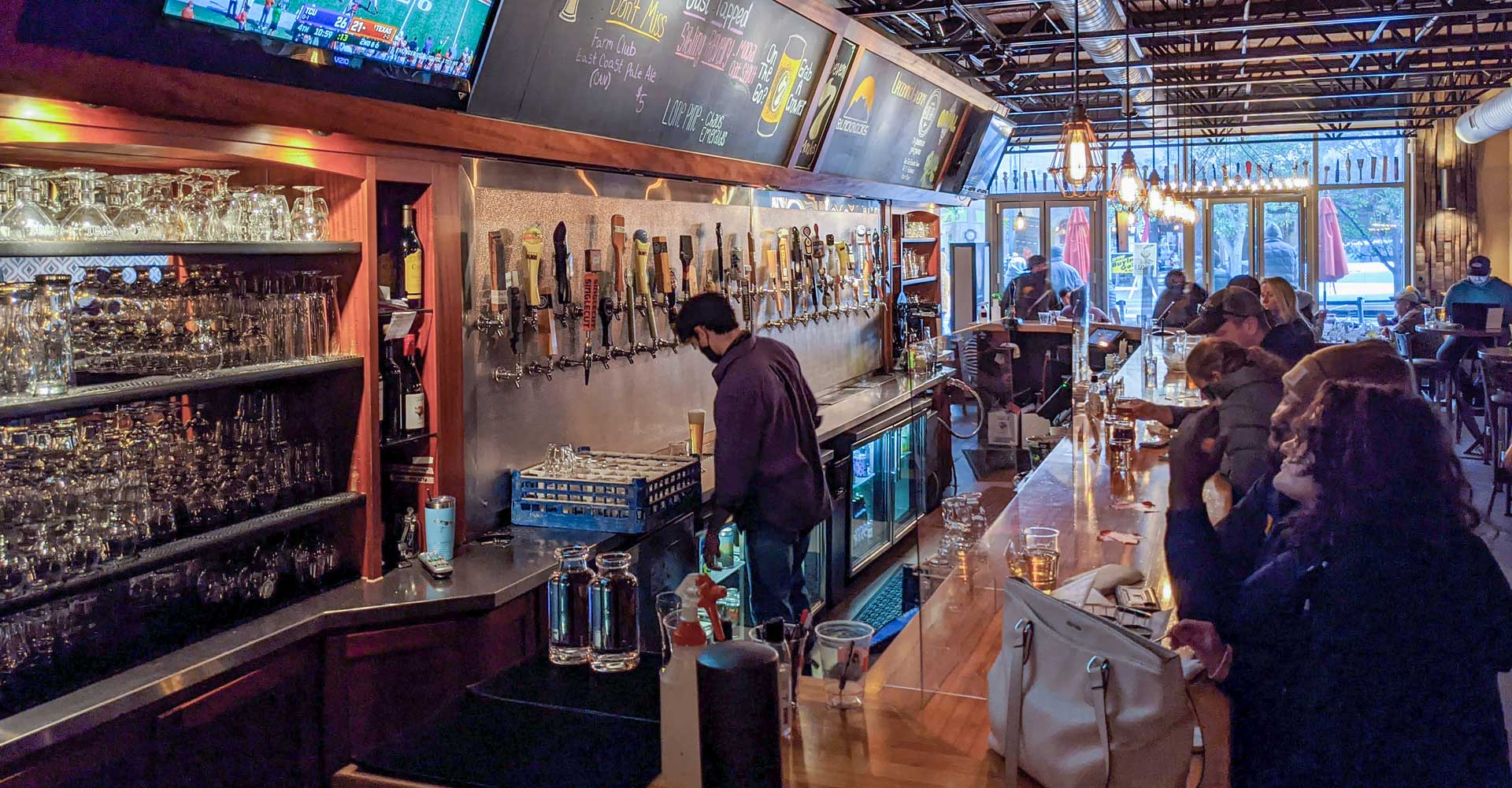 At 7 Monks Taproom, You Can Order a Lager on Side-Pull, a Taras Boulba, or a Can of Smooj